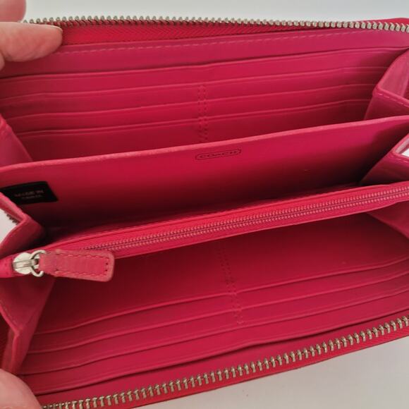 Coach Accordion Zip Around Wallet Pink Red Large Patent Leather - Picture 4 of 11